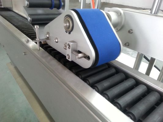 Yüksek hassasiyetli otomatik sosis yatay etiketleme makinesi PLC kontrolü ile